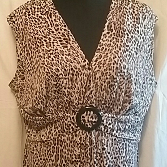 Dress - Picture 1 of 8